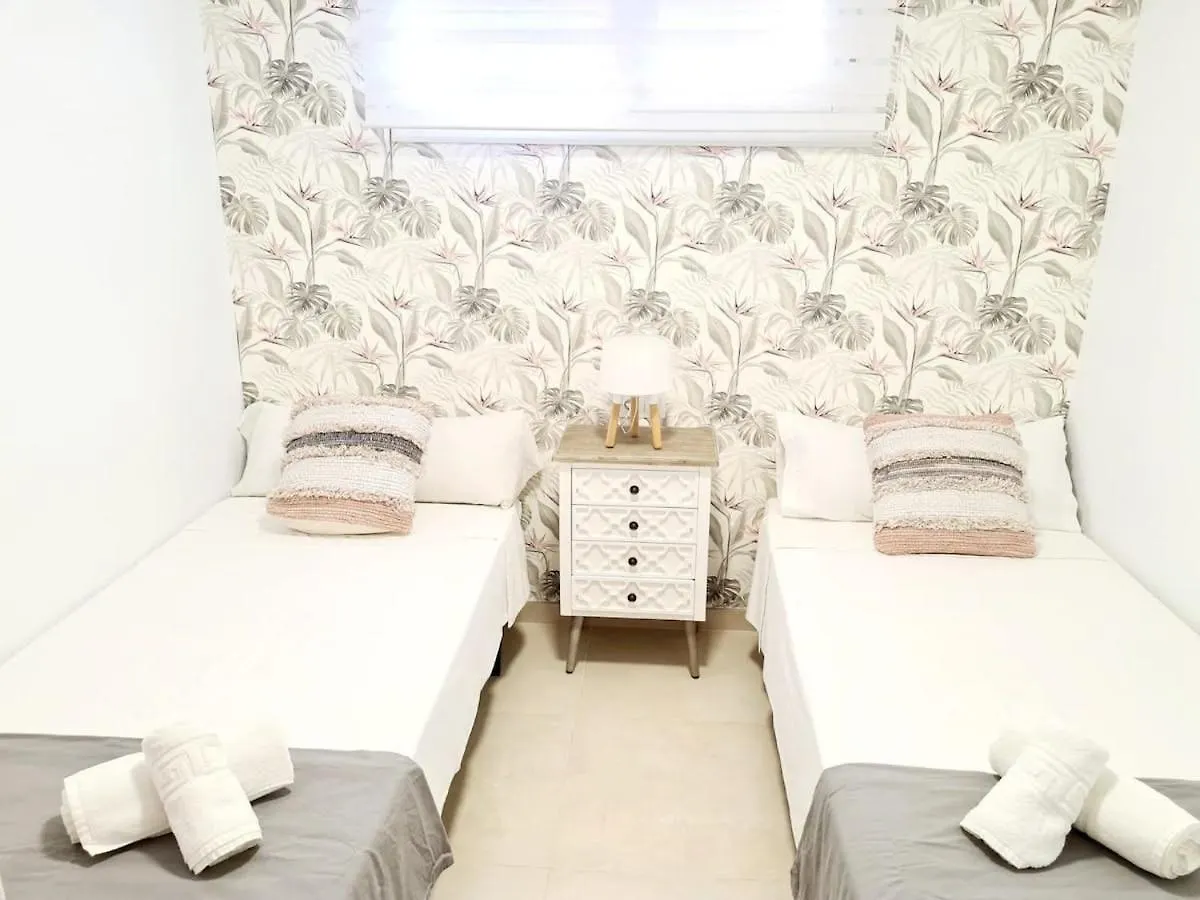 Apartamento Moderno Y Con Estilo En La Carihuela Torremolinos